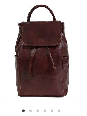 I MEDICI Italian Leather Backpack - made in Italy